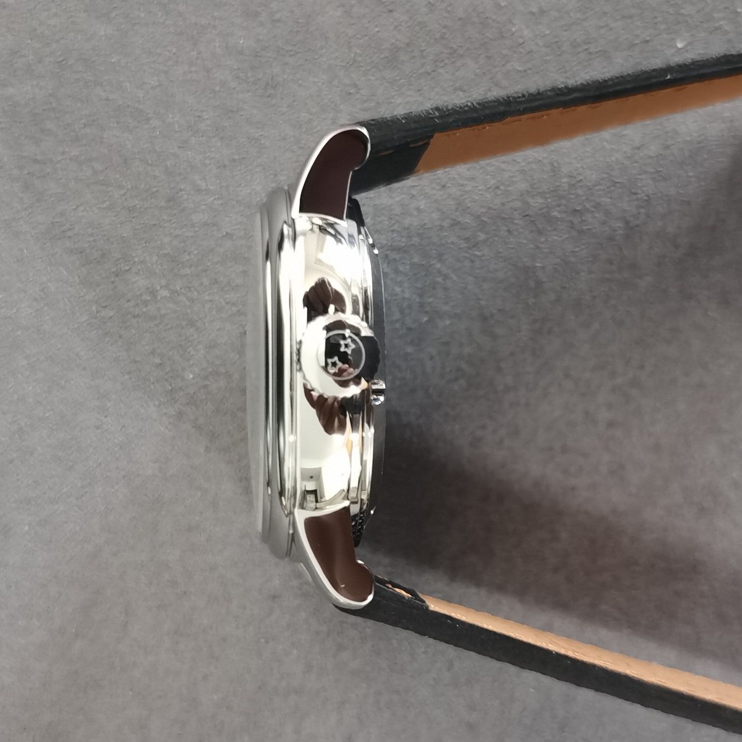Jacques Genry heren automatisc - Omega Watch Constellation recensie en prijs